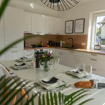 Hama Design Homes 4 Apartman