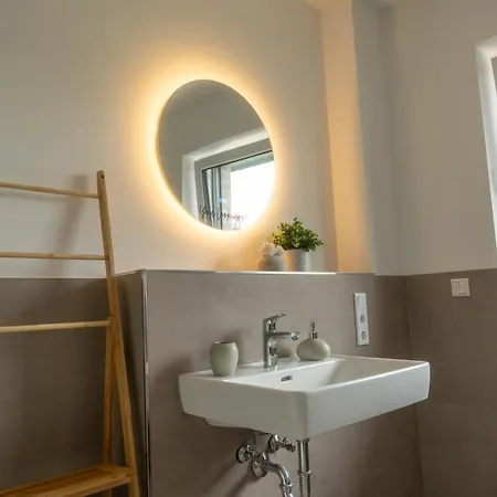 Apartman Hama Design Homes 4 *
