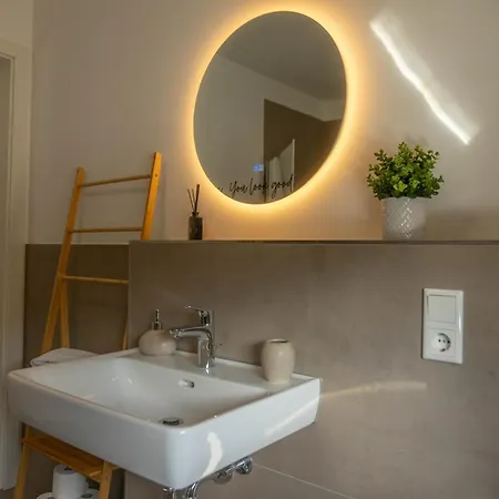 Hama Design Homes 4 Apartmán