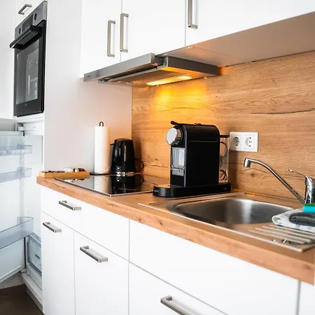 Апартаменты Heaven Homes Paderborn-Sued Parking Self-Check-In