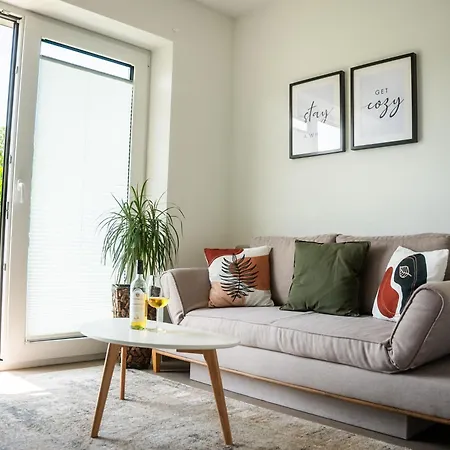 Hama Design Homes 4 * Paderborn