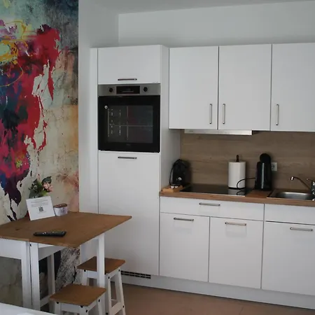 Heaven Homes Paderborn-Sued Parking Self-Check-In Апартаменты *