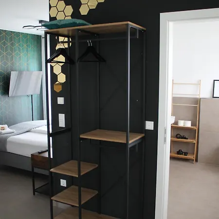 Heaven Homes Paderborn-sued Parking Self-check-in *
