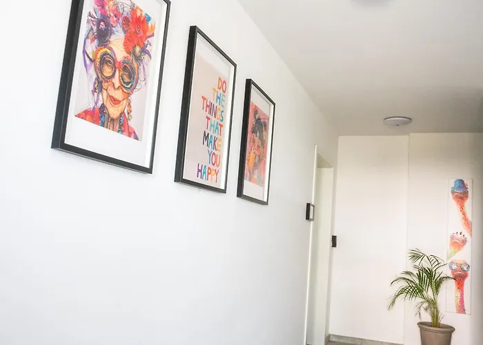 Heaven Homes 4 アパート