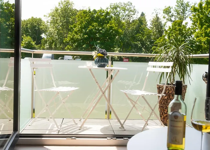 Heaven Homes 4 アパート