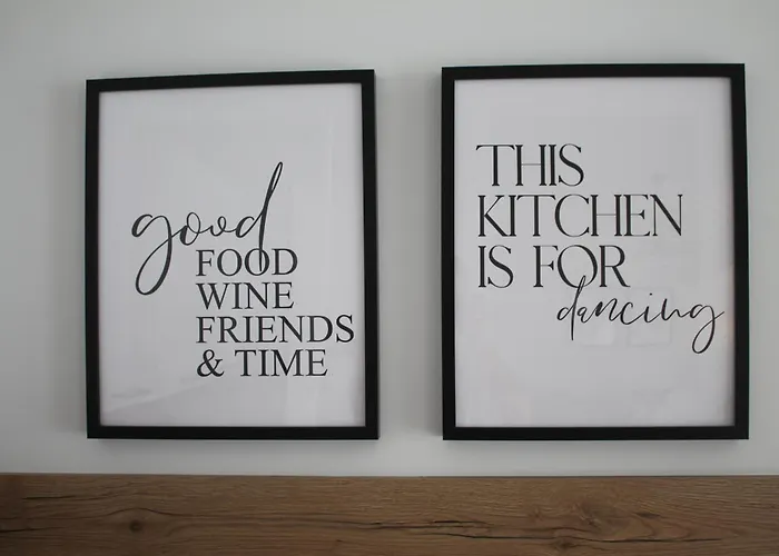 アパート Heaven Homes 4 *