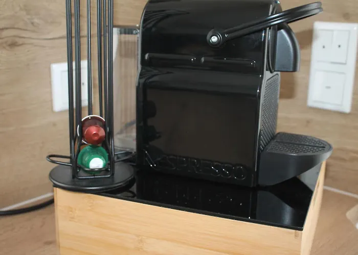 アパート Heaven Homes 4 *